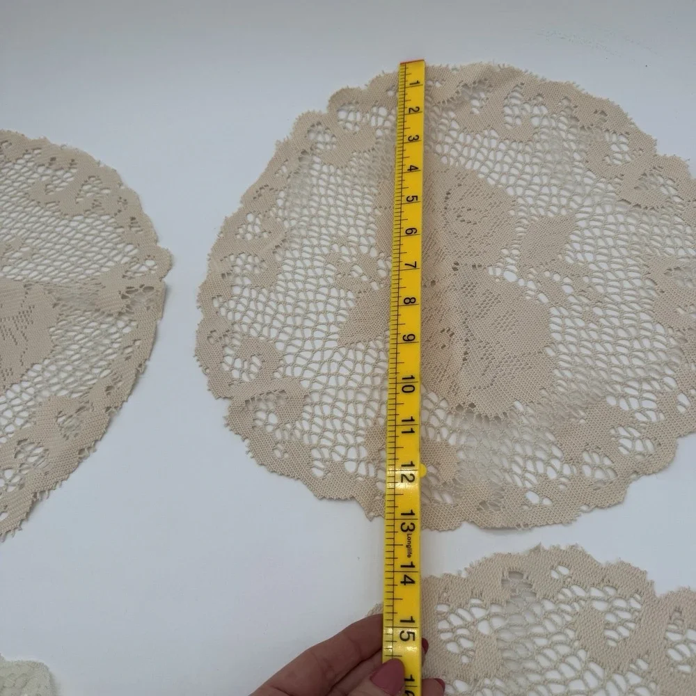 Vintage‎ Doily Lot Of 4 Floral Center Lace Trim Crochet Round Cottage Cotton